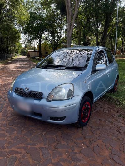 Toyota Vitz miniatura 3