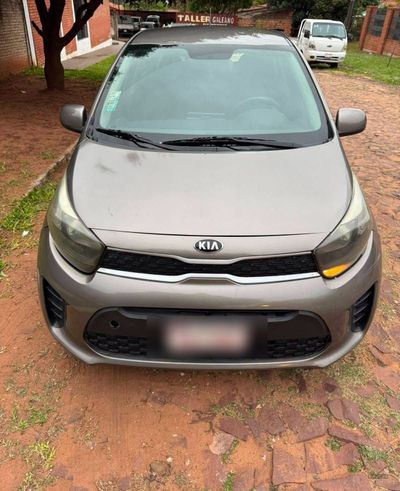 Kia Picanto thumbnail 1