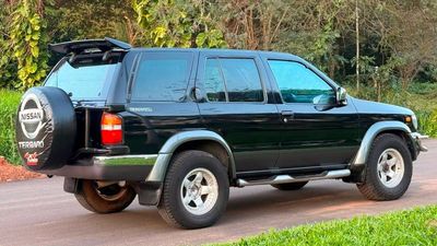 Nissan Terrano miniatura 2