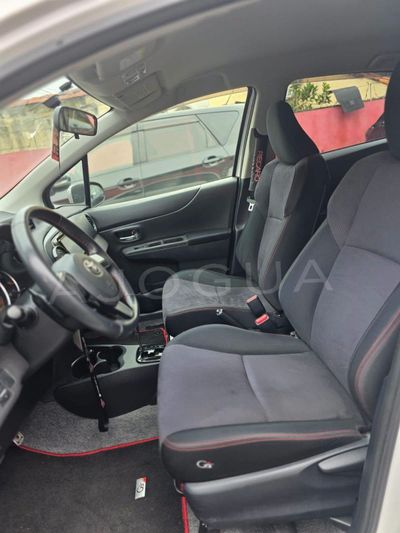 Toyota Vitz miniatura 10