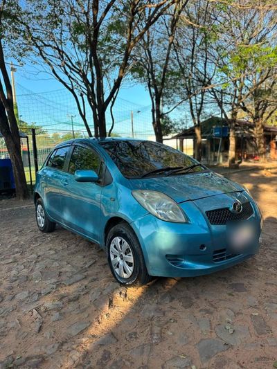 Toyota Vitz miniatura 5