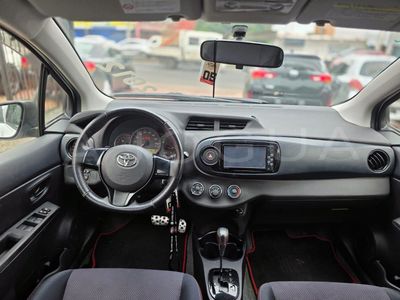 Toyota Vitz miniatura 9