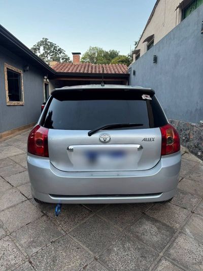 Toyota Allex miniatura 4
