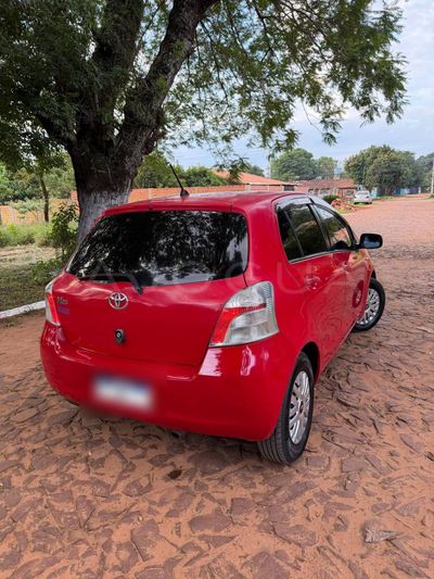 Toyota Vitz miniatura 5
