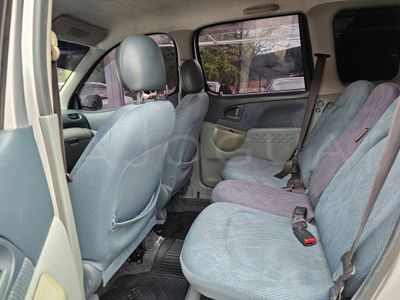 Toyota FunCargo miniatura 10