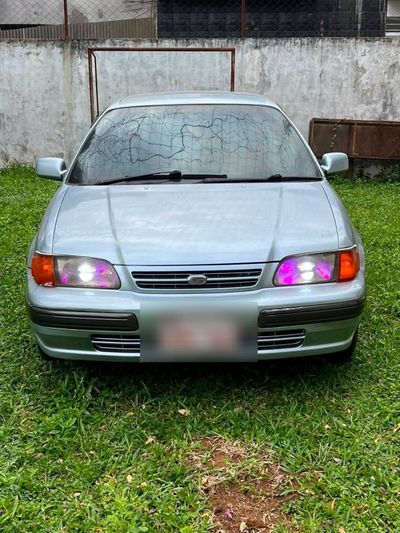 Toyota Corsa miniatura 2