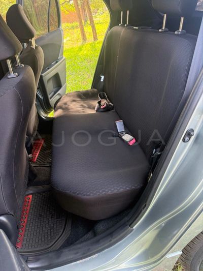 Toyota Vitz miniatura 7