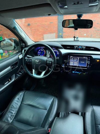 Toyota Hilux miniatura 12