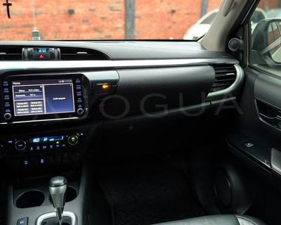 Toyota Hilux miniatura 16