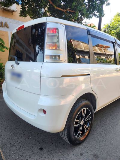 Toyota Sienta miniatura 18