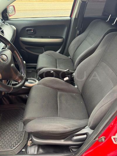 Toyota Ist miniatura 6
