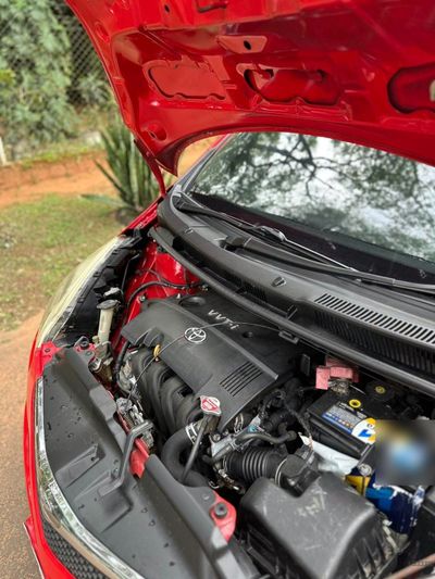 Toyota Ist miniatura 6