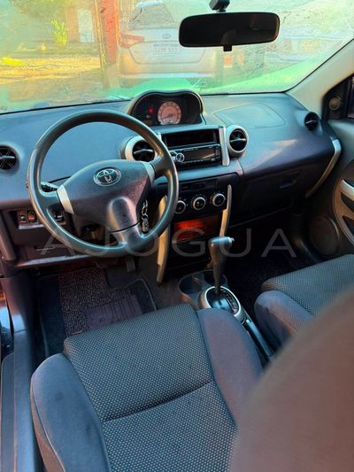 Toyota Ist miniatura 11