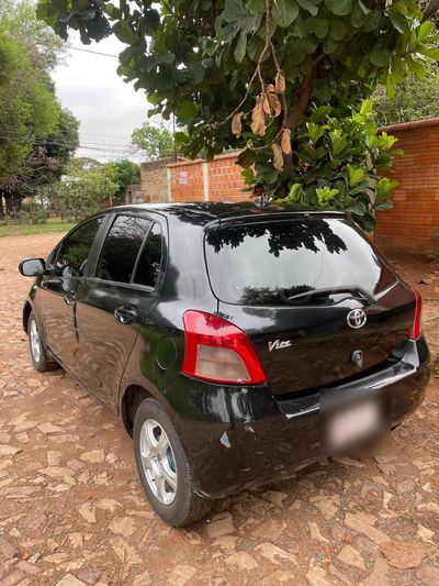 Toyota Vitz miniatura 5