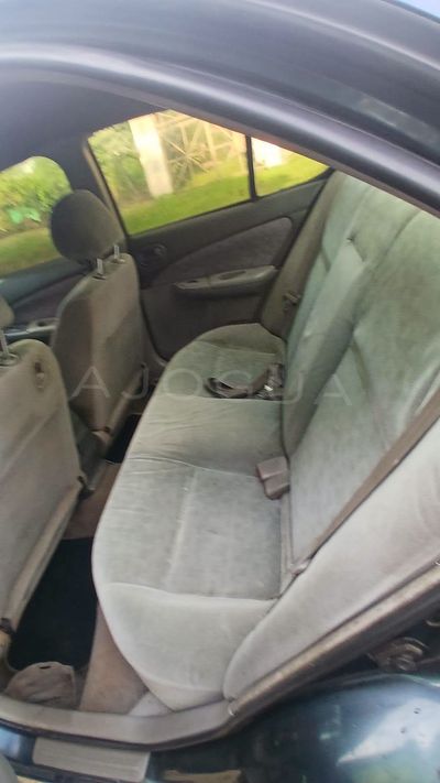 Nissan Sanny miniatura 8