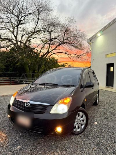 Toyota Spacio miniatura 3
