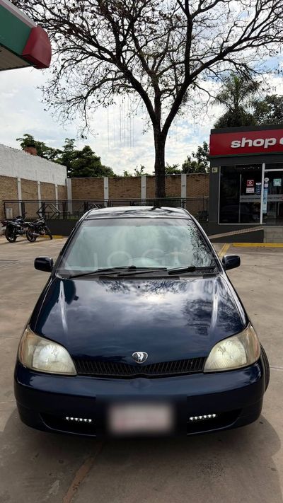 Toyota Platz miniatura 3