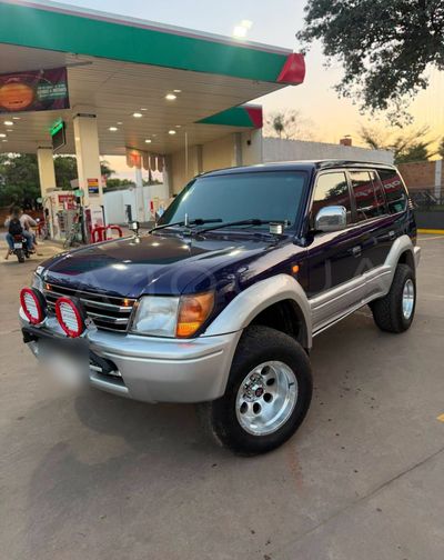 Toyota Prado miniatura 2