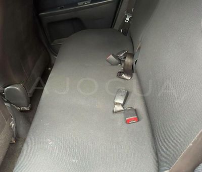 Toyota Vitz miniatura 10