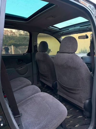 Toyota FunCargo miniatura 6