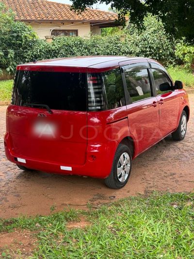 Toyota Sienta miniatura 6