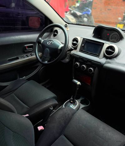 Toyota Ist miniatura 6
