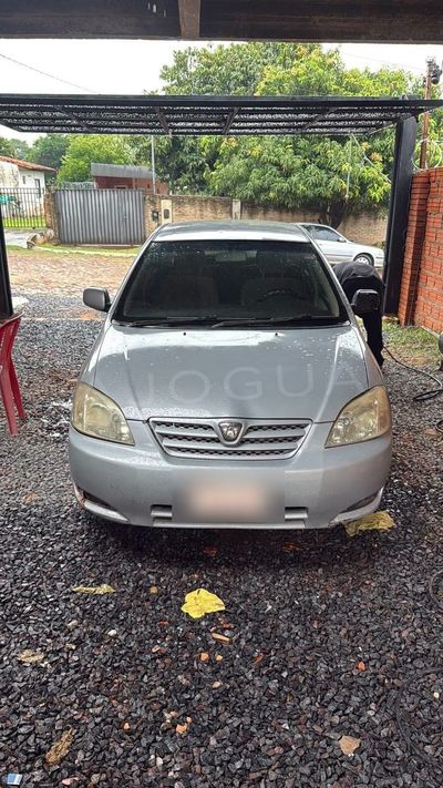 Toyota Allex thumbnail 1