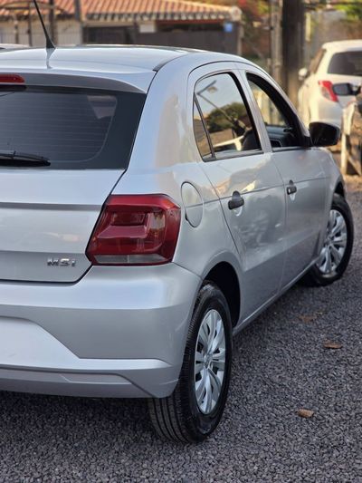 Volkswagen Gol miniatura 6