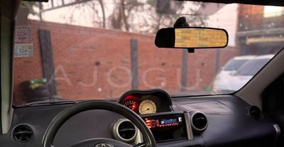 Toyota Ist miniatura 8