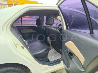 Toyota Belta miniatura 10