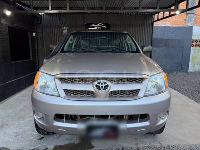 Toyota Hilux miniatura 3