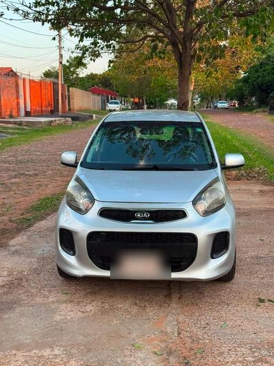 Kia Picanto thumbnail 1