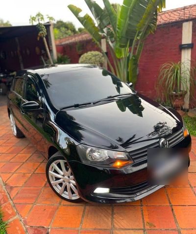 Volkswagen Gol miniatura 3