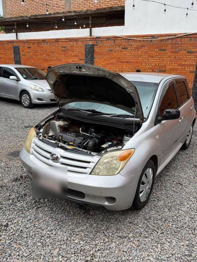 Toyota Ist miniatura 5