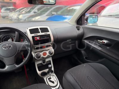 Toyota Ist miniatura 8