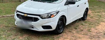 Chevrolet Onix thumbnail 1