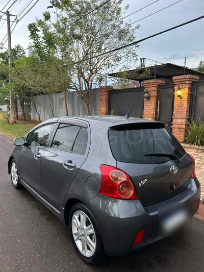 Toyota Vitz miniatura 4