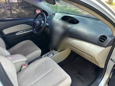 Toyota Belta miniatura 5