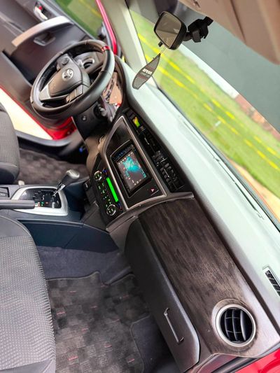 Toyota Auris miniatura 9