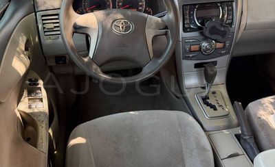 Toyota Axio miniatura 8