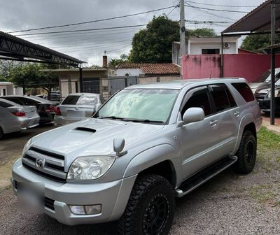 Toyota Hilux Surf miniatura 5