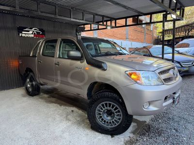 Toyota Hilux miniatura 7