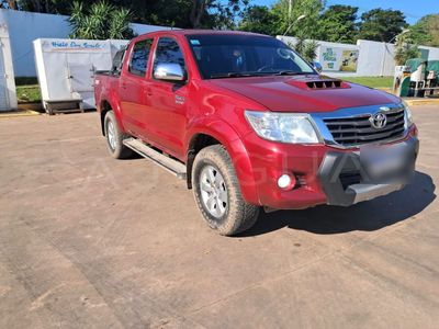 Toyota Hilux miniatura 10