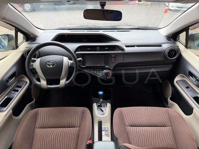 Toyota Aqua miniatura 9