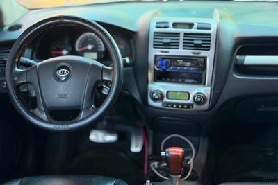 Kia Sportage miniatura 8