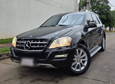 Mercedes-Benz ML300 miniatura 3