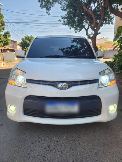 Toyota Sienta miniatura 13