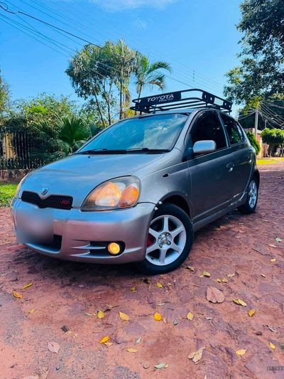 Toyota Vitz 2002