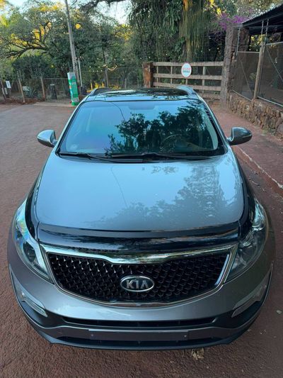Kia Sportage thumbnail 1