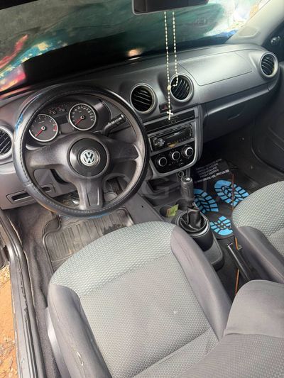 Volkswagen Gol miniatura 10